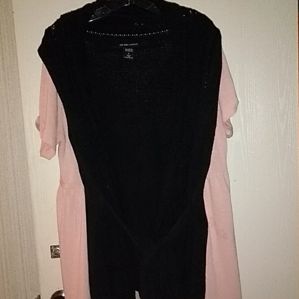 New York and Company sleeveless cardigan